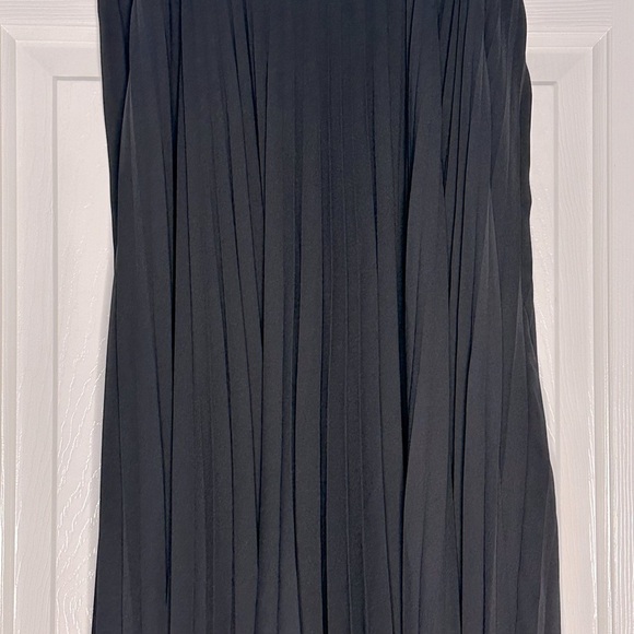 TWINSET Pleated Dress - Picture 4 of 8